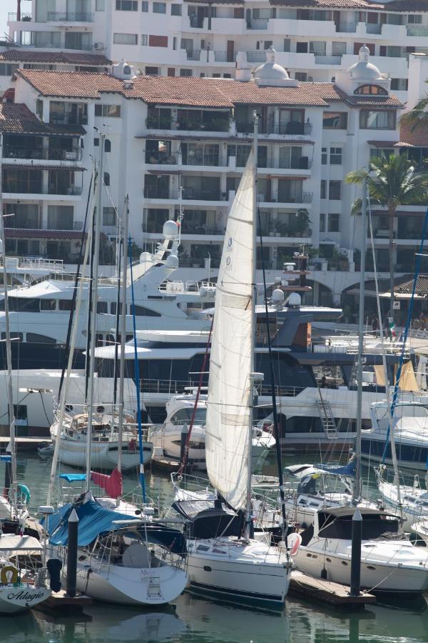 Avenida Paseo De La Marina 249, Marina Vallarta, 48335, Jal Пуерто Валярта Екстериор снимка